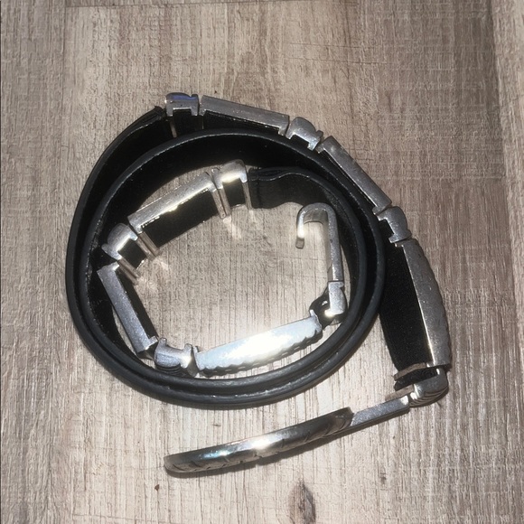 Chico’s Silver Hardware Stretch Hook Genuine Leather Hip Belt Sz L - Picture 7 of 8